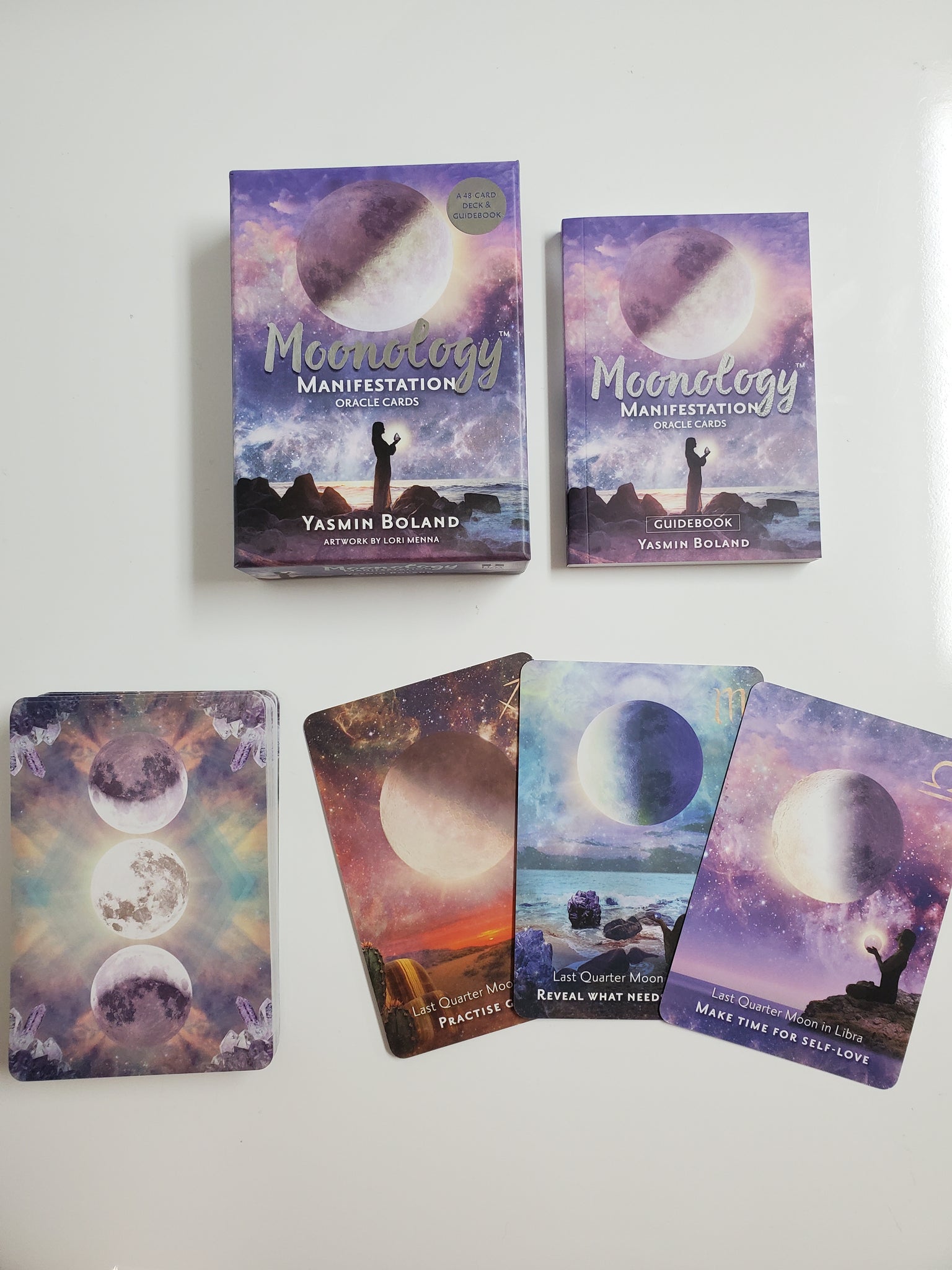 Moonology Manifestation Oracle Deck - 48-Card Deck and Guidebook