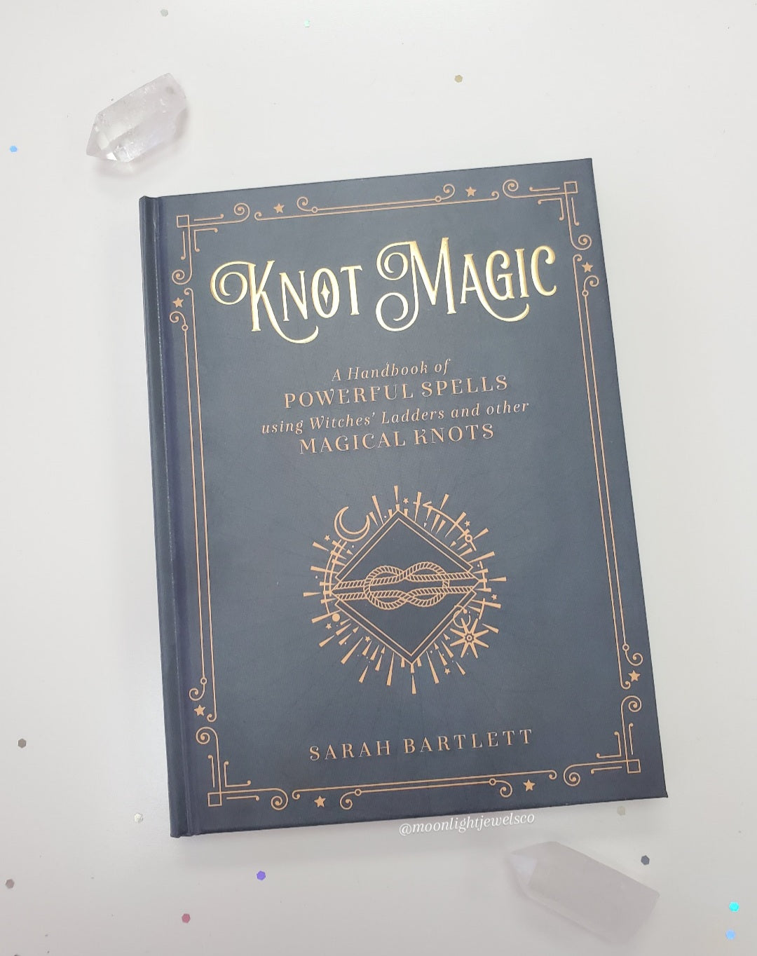 Knot Magic - Handbook of Powerful Spells Using Witchesè Ladders & Other Magical Knots