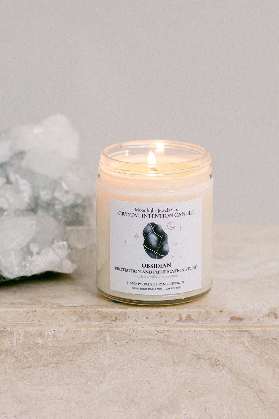 Obsidian Candle | Apple, Vanilla, Cinnamon